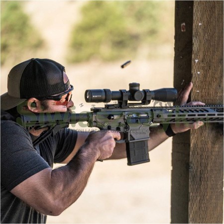Luneta VORTEX Strike Eagle 3-18x44 FFP  34 mm AO EBR-7C MRAD (186-554)-126809