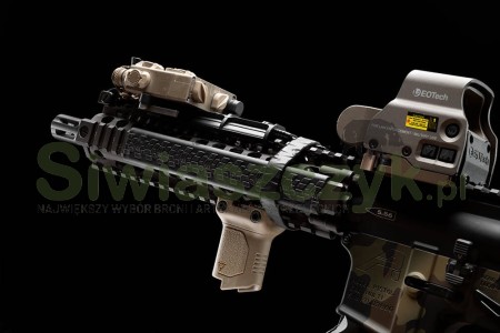Chwyt STRIKE INDUSTRIES Angled Vertical Grip FDE (SI-AR-CMAG-RAIL-S-FDE)-165493