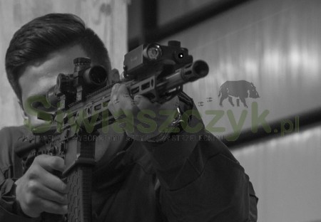 Latarka/Laser FIREFIELD Picatinny Charge XLT AR-15 (FF25013)-117302