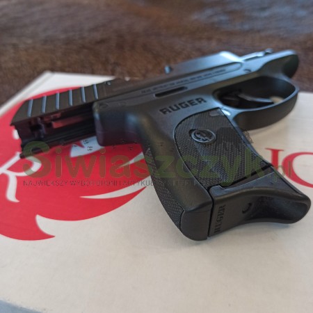 Pistolet RUGER EC9S kal.9x19 (03283)-110998